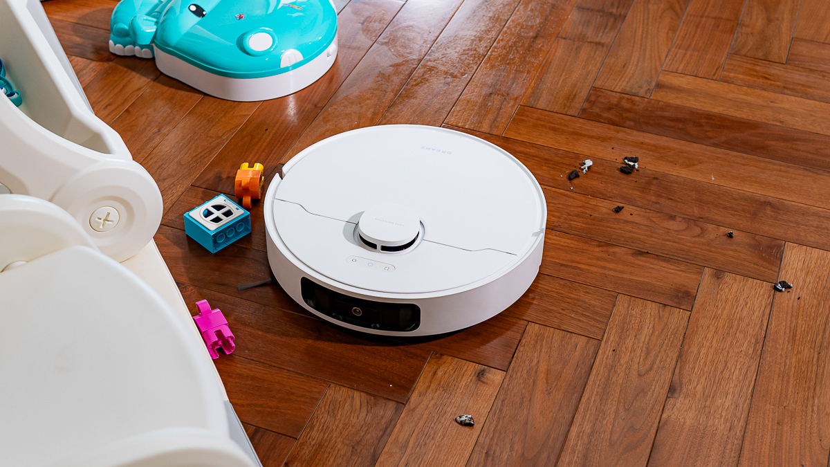 Trên tay Dreame D20 Ultra: Robot hút bụi lau nhà 13,000Pa mạnh mẽ, nâng giẻ 10.5mm